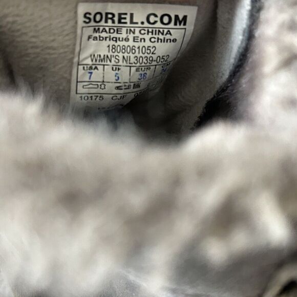 Sorel Explorer Joan Boots Size 7 US Gray Suede Faux Fur Insulated Winter - Picture 7 of 8